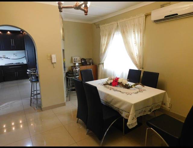 3 BEDROOM HOUSE FOR SALE IN UMHLATUZANA
